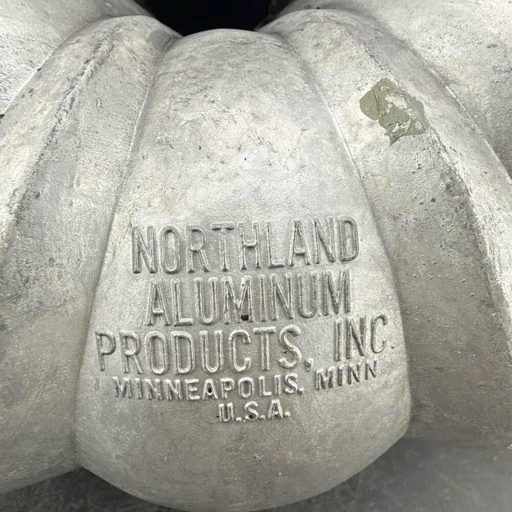 Original Bundt Cake Pan Northland Aluminum Products Minneapolis MINN USA Vintage